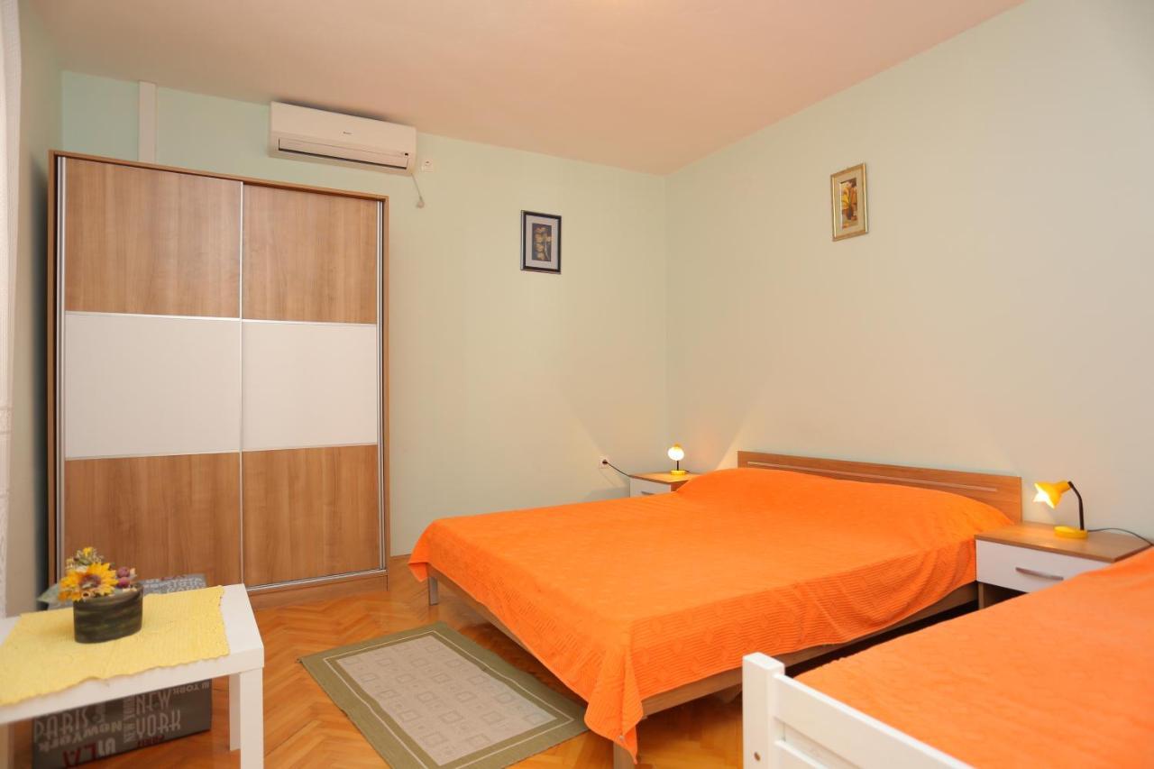 Apartments By The Sea Mimice, Omis - 18149 Екстериор снимка